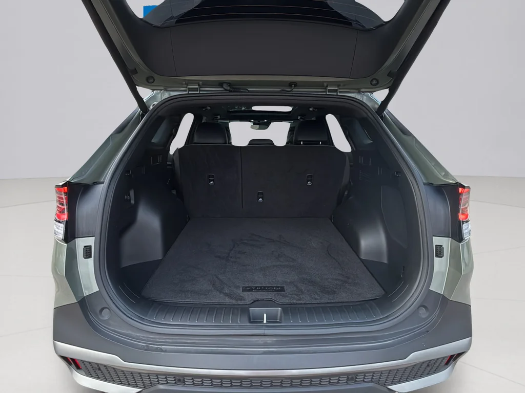 Used 2024 Jungle Green/Ebony Black Roof Kia X-Pro Prestige image 31