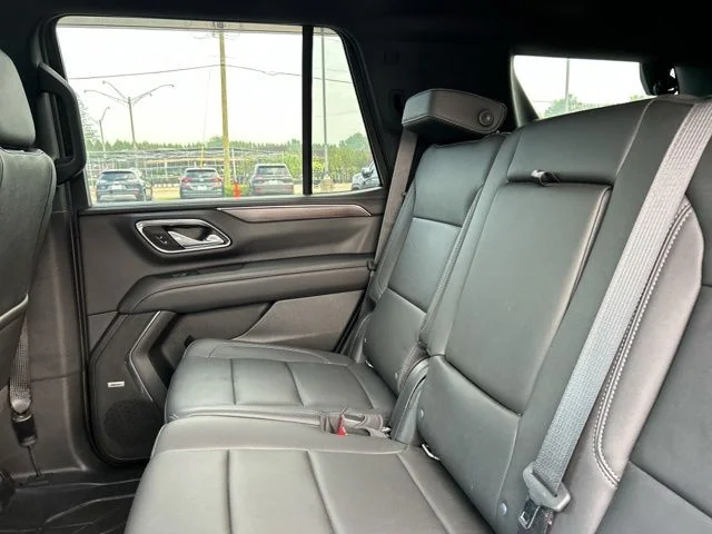 Used 2022 Summit White Chevrolet Z71 image 23