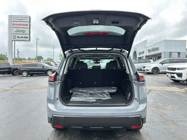New 2026 Boulder Gray Pearl Nissan Dark Armor™ image 5