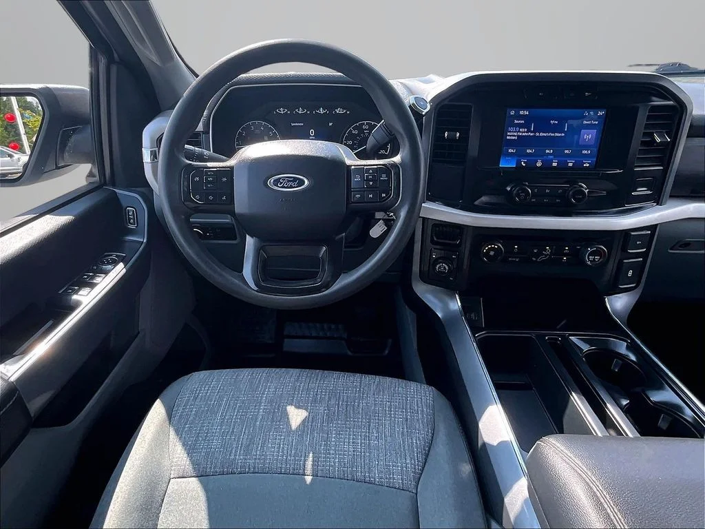 Used 2023 White Ford XLT image 6