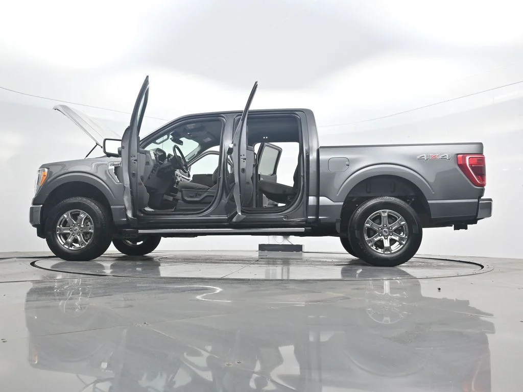 Used 2023 Gray Ford XLT image 43