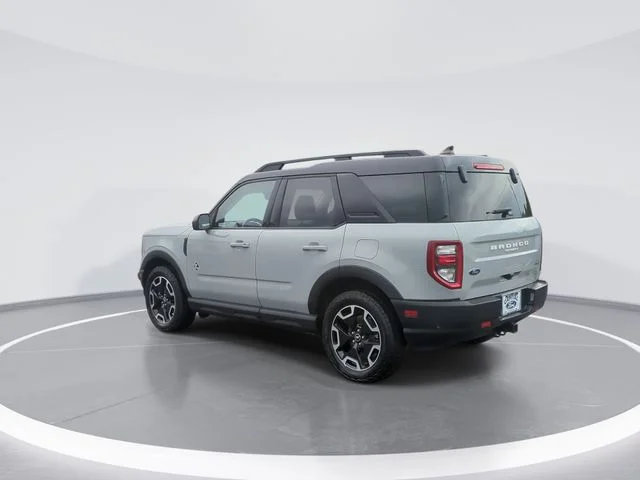 Used 2021 Green Ford Outer Banks image 6
