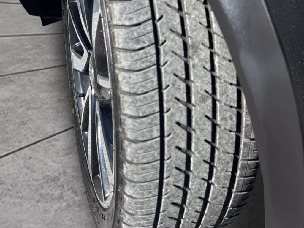 Used 2019 Black Nissan SL image 33