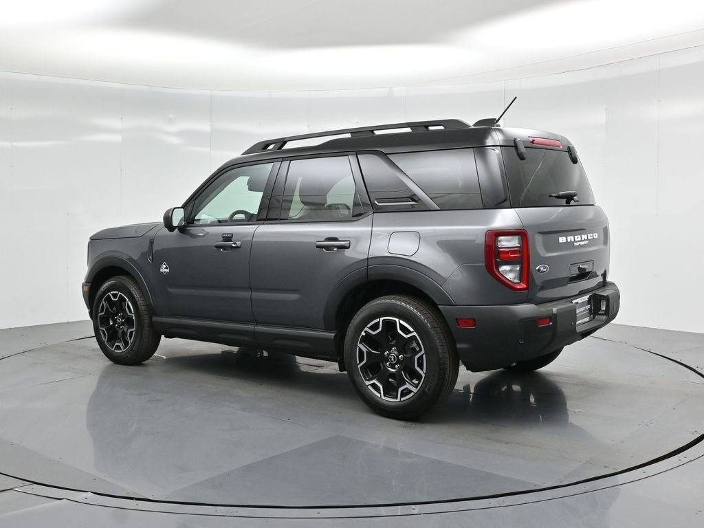 New 2025 Carbonized Gray Metallic Ford Outer Banks image 6