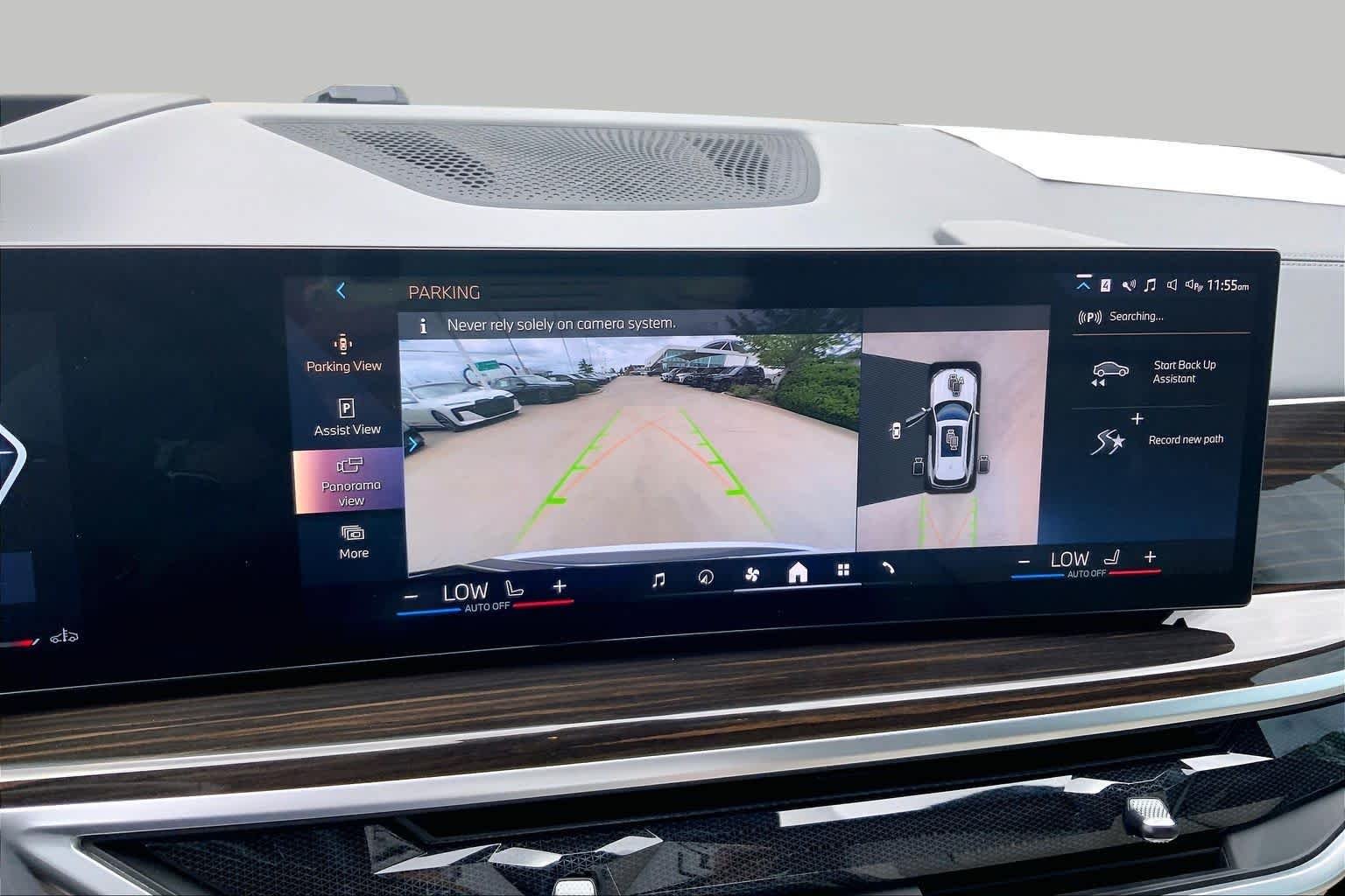 Used 2024 Mineral White Metallic BMW xDrive40i image 25