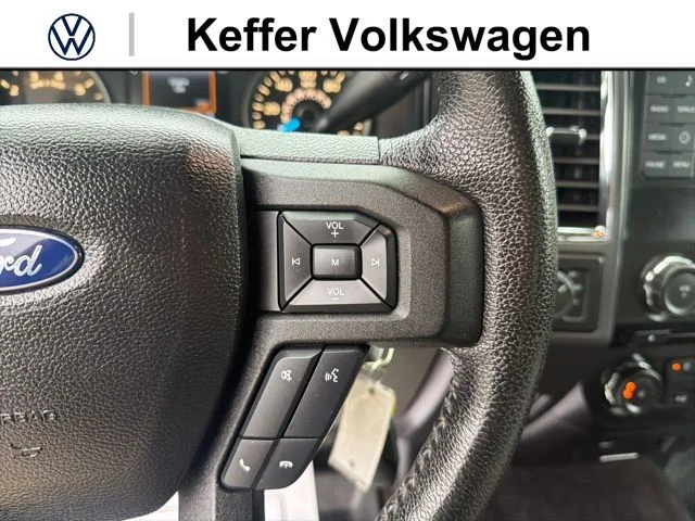 Used 2016 Black Ford XLT image 18