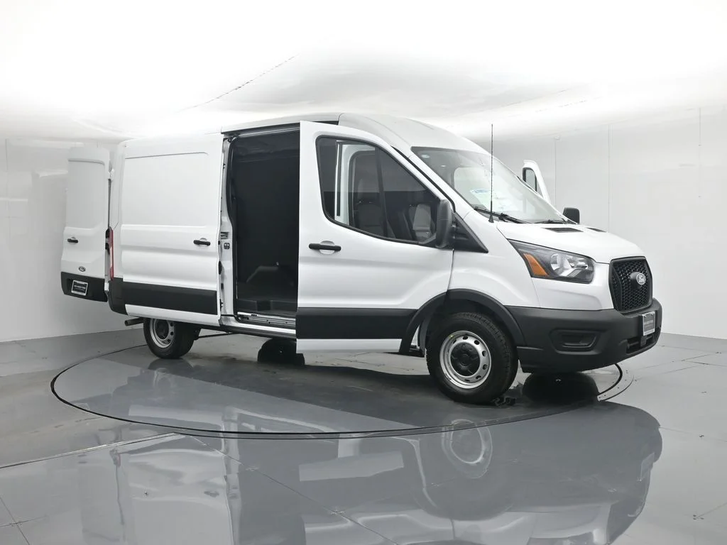 New 2026 White Ford Base image 28