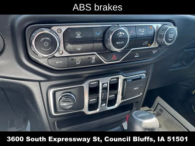 Used 2023 Yellow Jeep Sport S image 25