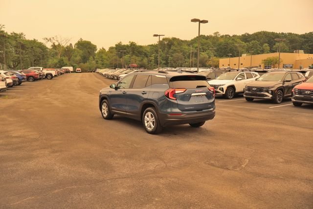Used 2024 Blue GMC SLE image 5