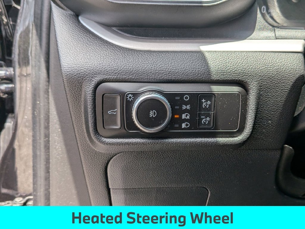 Used 2023 Black Ford XLT image 21