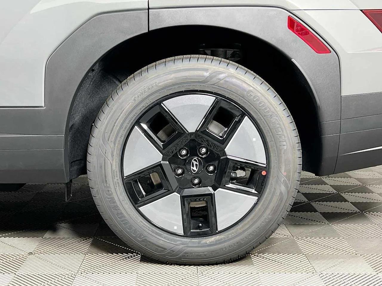 New 2026 Hampton Gray Hyundai SE image 20