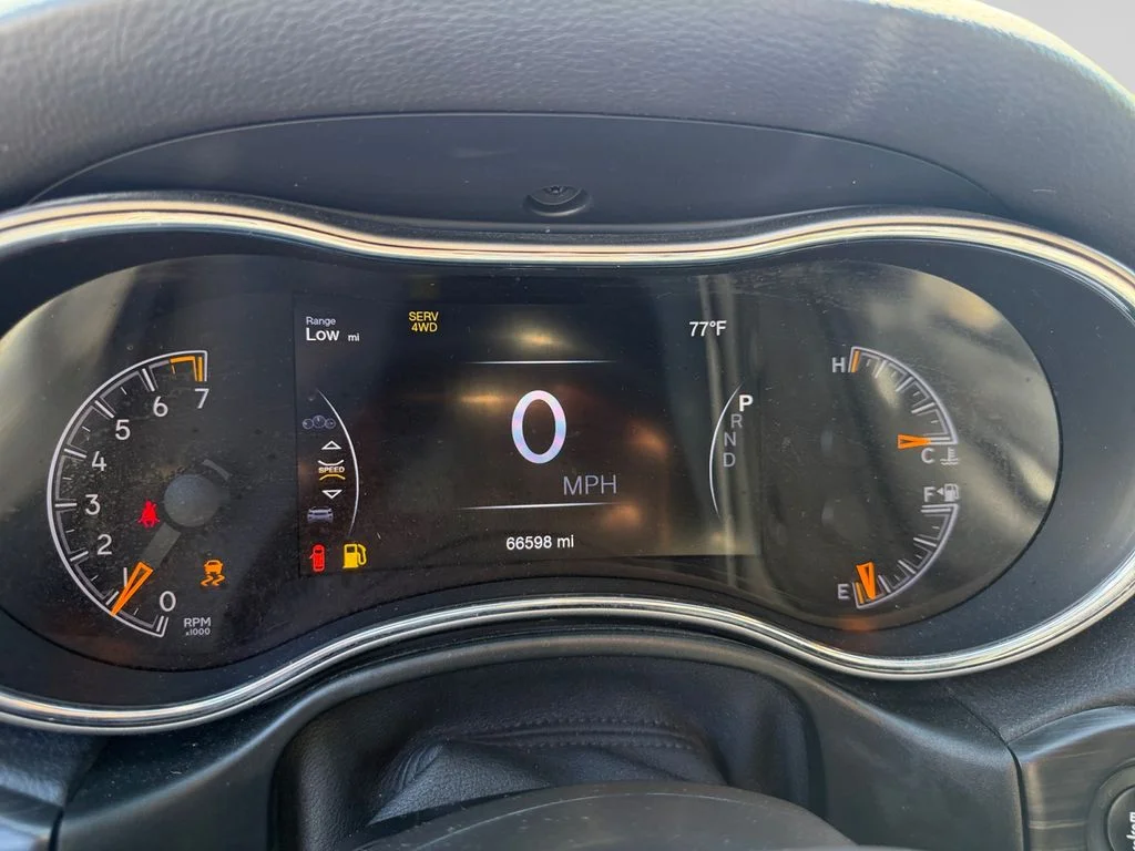 Certified Used 2020 White Jeep Limited image 14