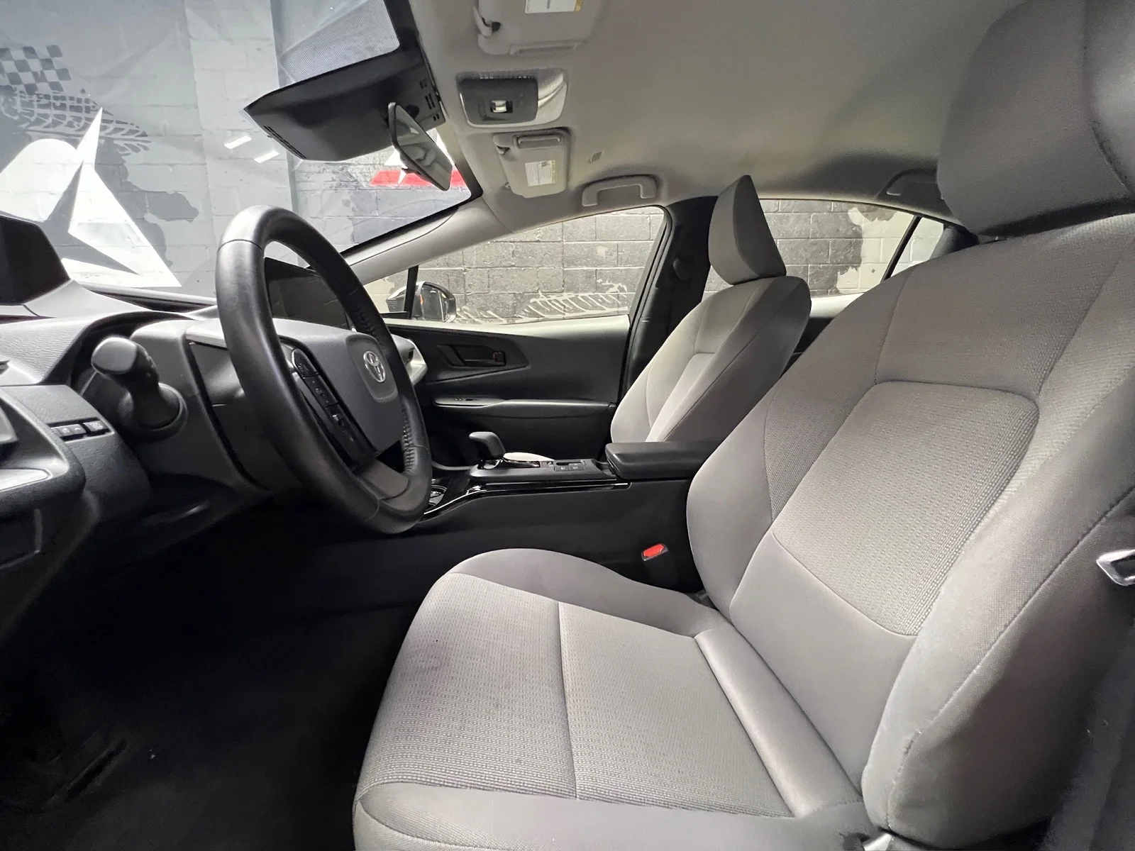 Used 2024 Cutting Edge (1l0) Toyota LE image 8