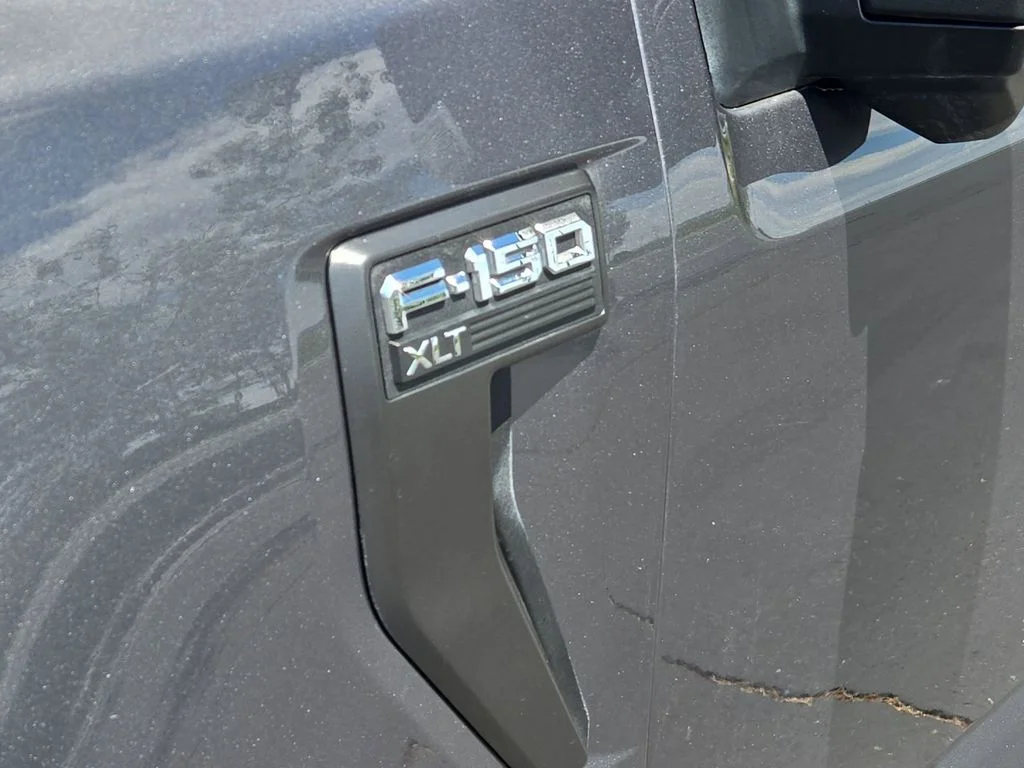 Used 2022 Gray Metallic Ford XLT image 21
