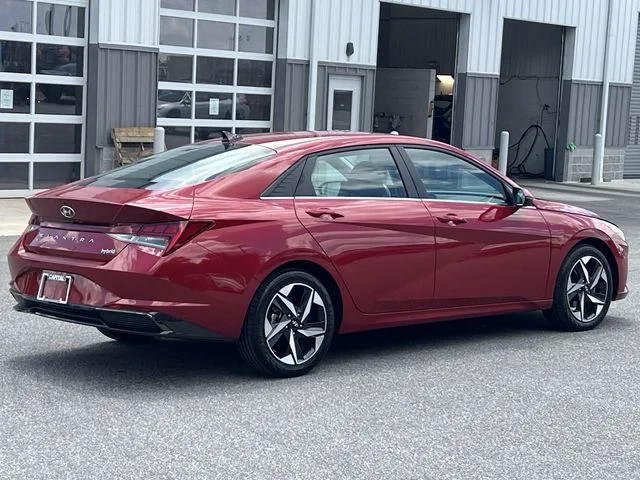 Used 2023 Red Hyundai Limited image 13