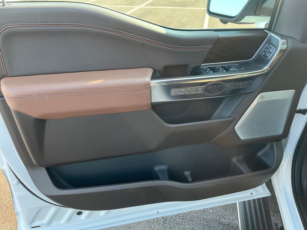 Used 2024 White Ford King Ranch image 12