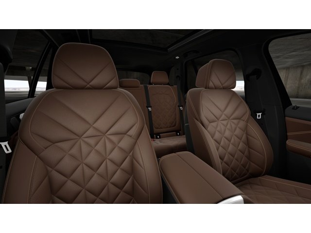 New 2026 Carbon Black Metallic BMW xDrive40i image 11