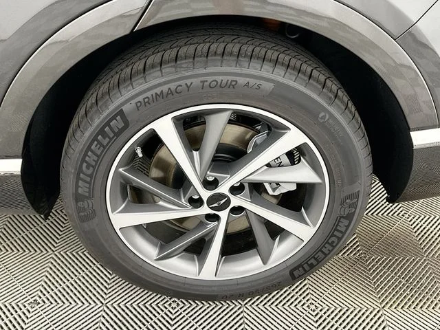 New 2026 Gray Genesis 2.5T Select image 23