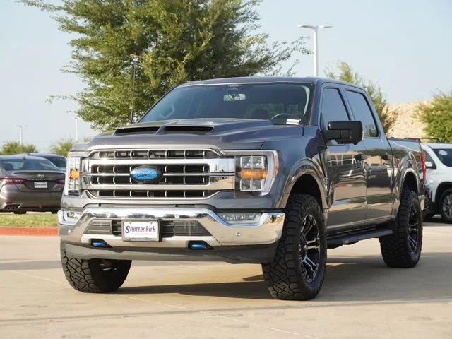 Used 2022 Gray Ford Lariat image 3