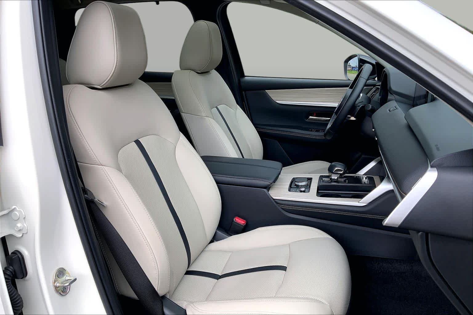 Certified Pre-Owned 2025 Mazda CX-70 PHEV Premium Package