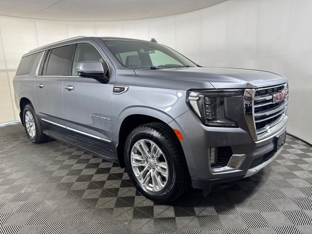 Used 2022 Gray GMC SLT image 1