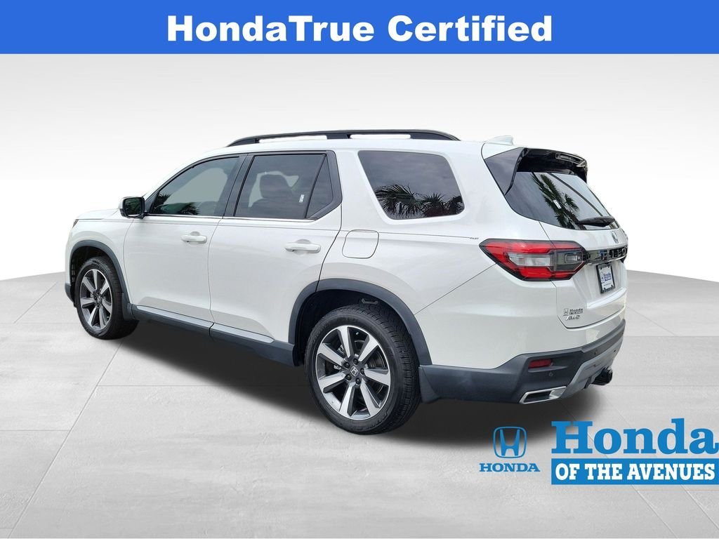 Certified Used 2023 Platinum White Pearl Honda AWD ELITE image 4