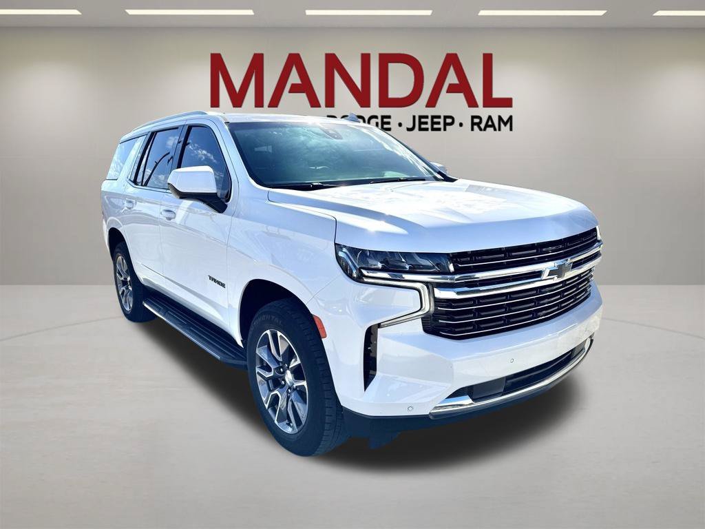 Used 2022 White Chevrolet LT image 3