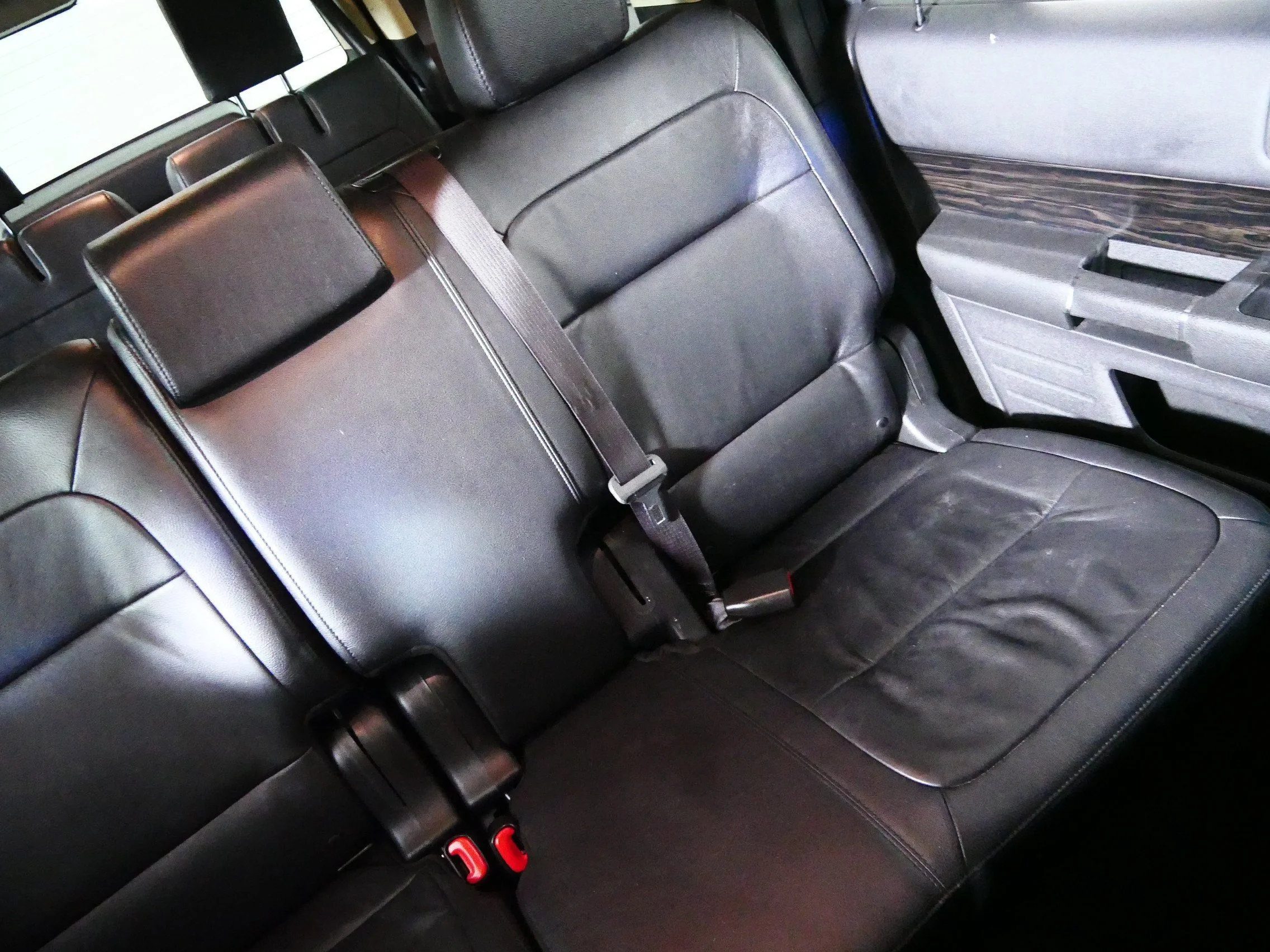 Used 2017 Shadow Black Ford SEL image 14