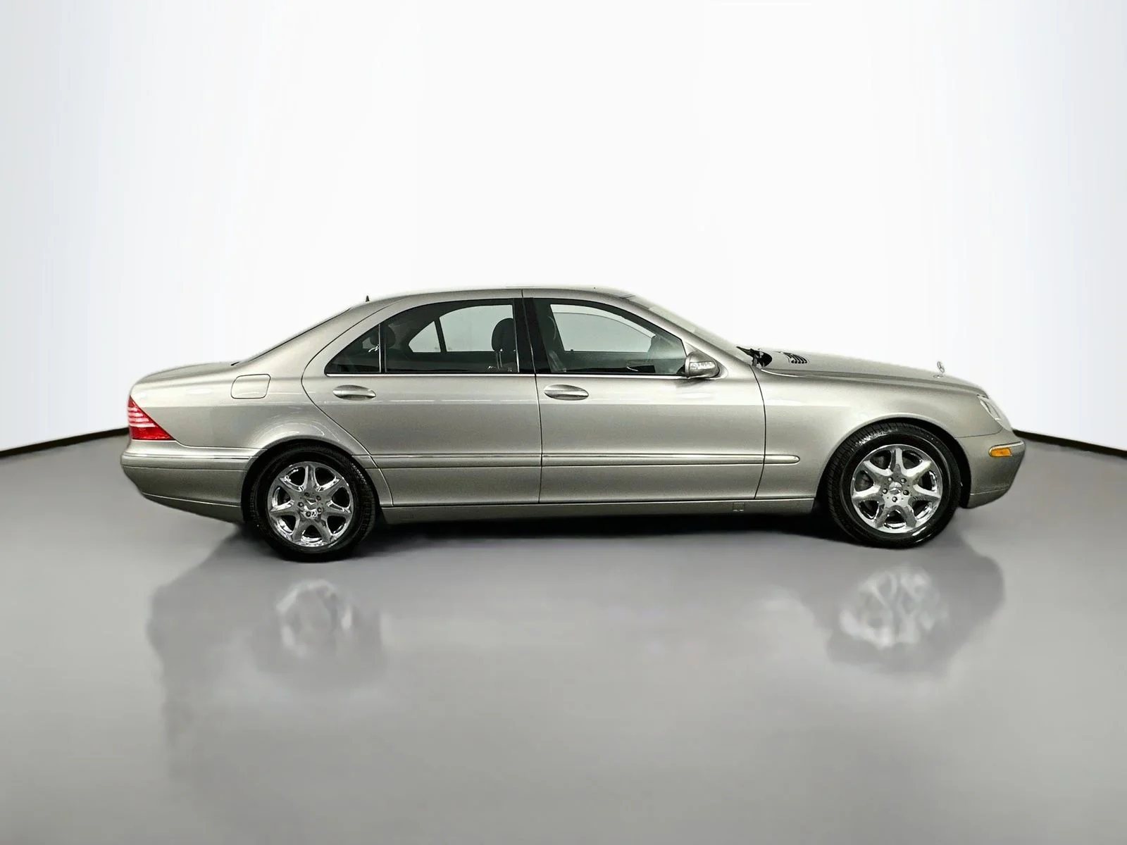 Used 2006  Mercedes-Benz S 430 image 8