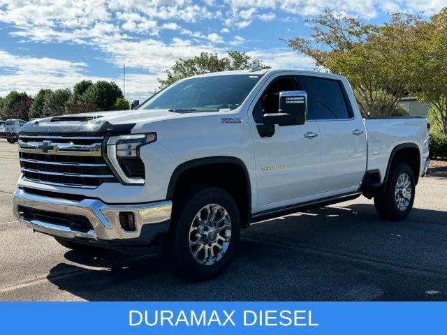 Used 2024 White Chevrolet LTZ image 10