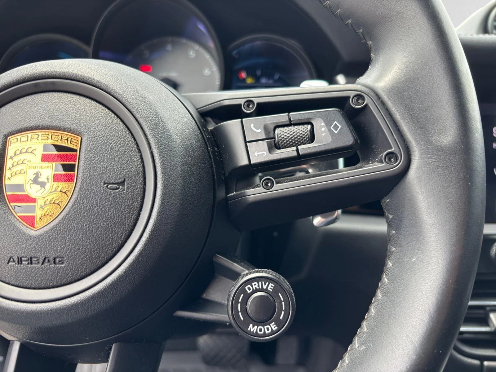 Used 2022 Jet Black Metallic Porsche S image 27