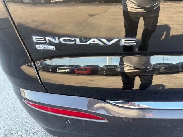 Used 2023 Black Buick Essence image 6