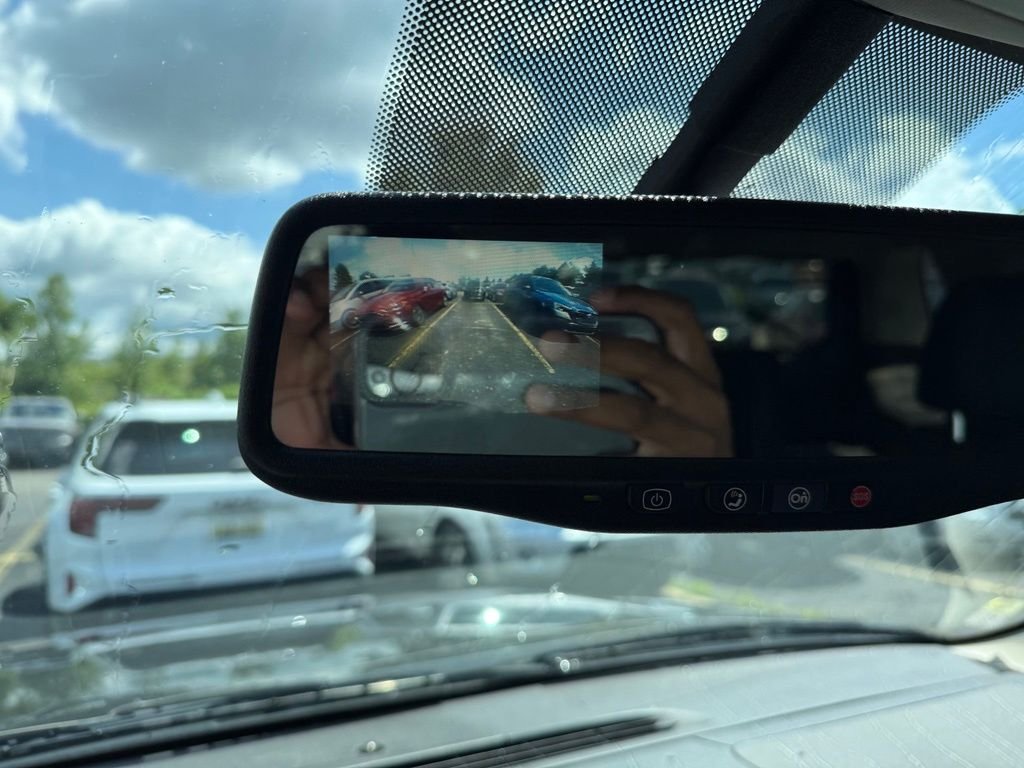 Used 2013 Black GMC SLE image 8