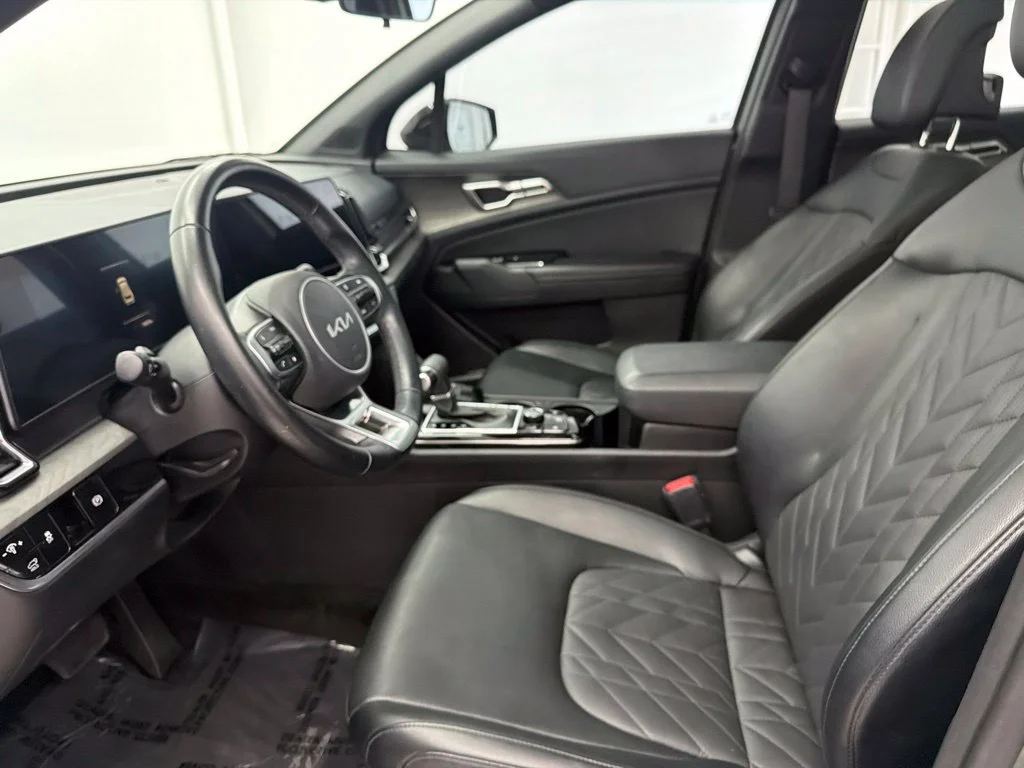 Used 2024 Green Kia X-Line image 10