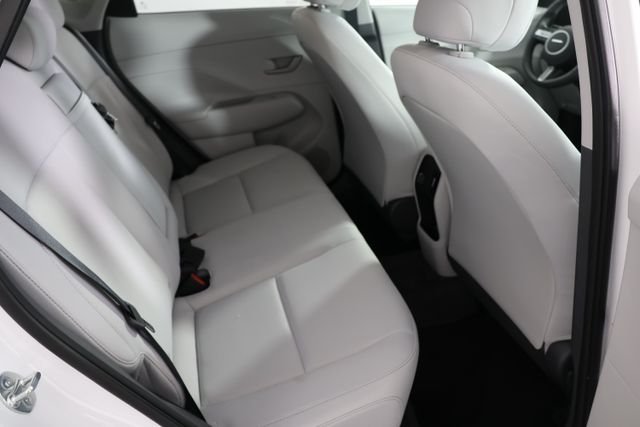 Used 2025 White Hyundai SEL image 20