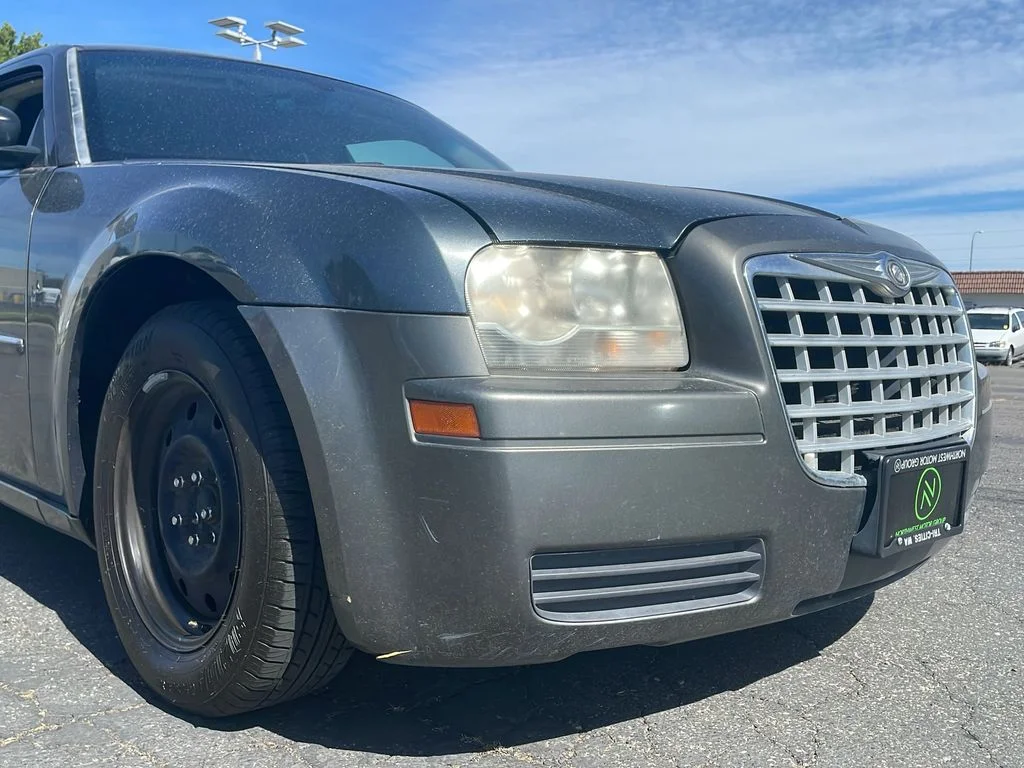 Used 2008 Dark Titanium Metallic Clearcoat Chrysler LX image 24