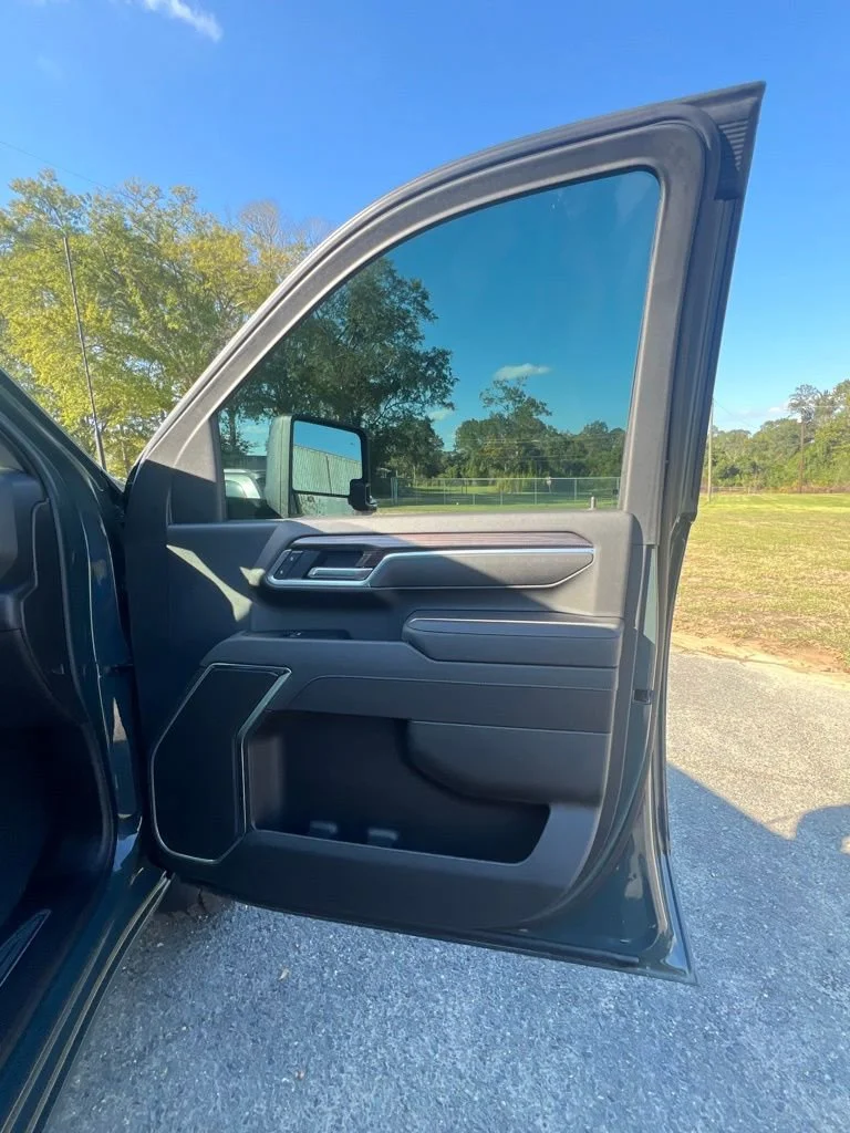 2025 Chevrolet Silverado 2500 HD LT - Photo 18