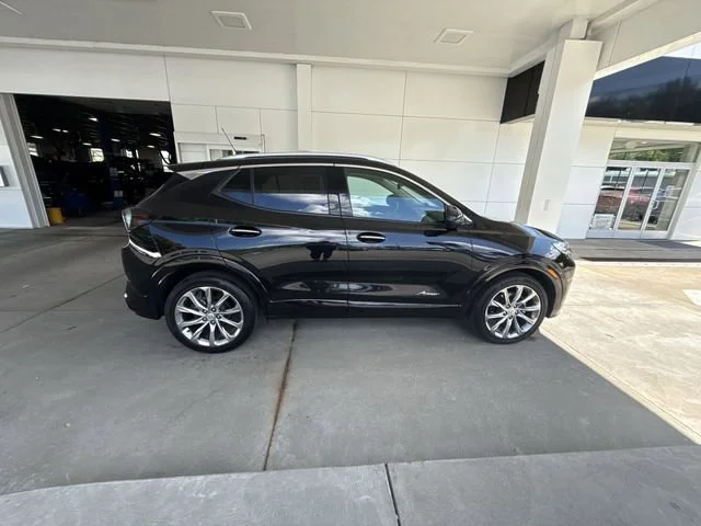 2024 Buick Encore GX Avenir - Photo 9