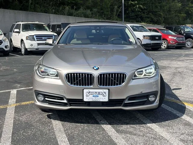 Used 2015 Beige BMW 528i xDrive image 9
