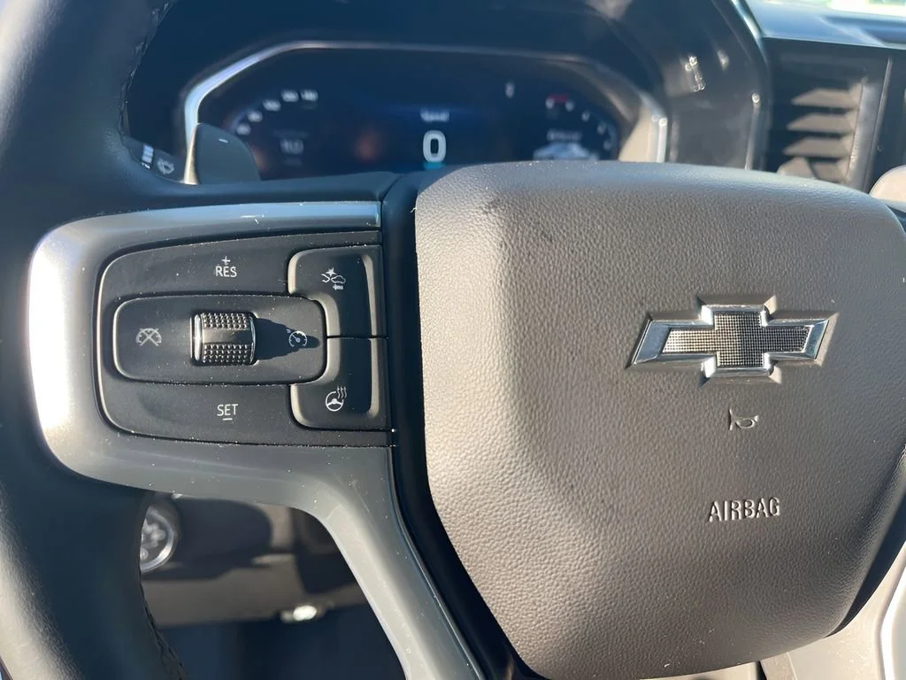 Used 2024 Summit White Chevrolet RST image 17