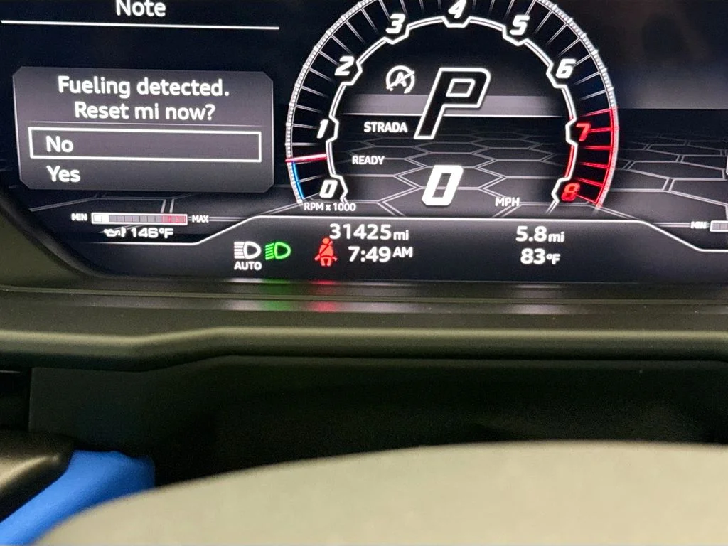 Used 2022 Black Lamborghini  image 12