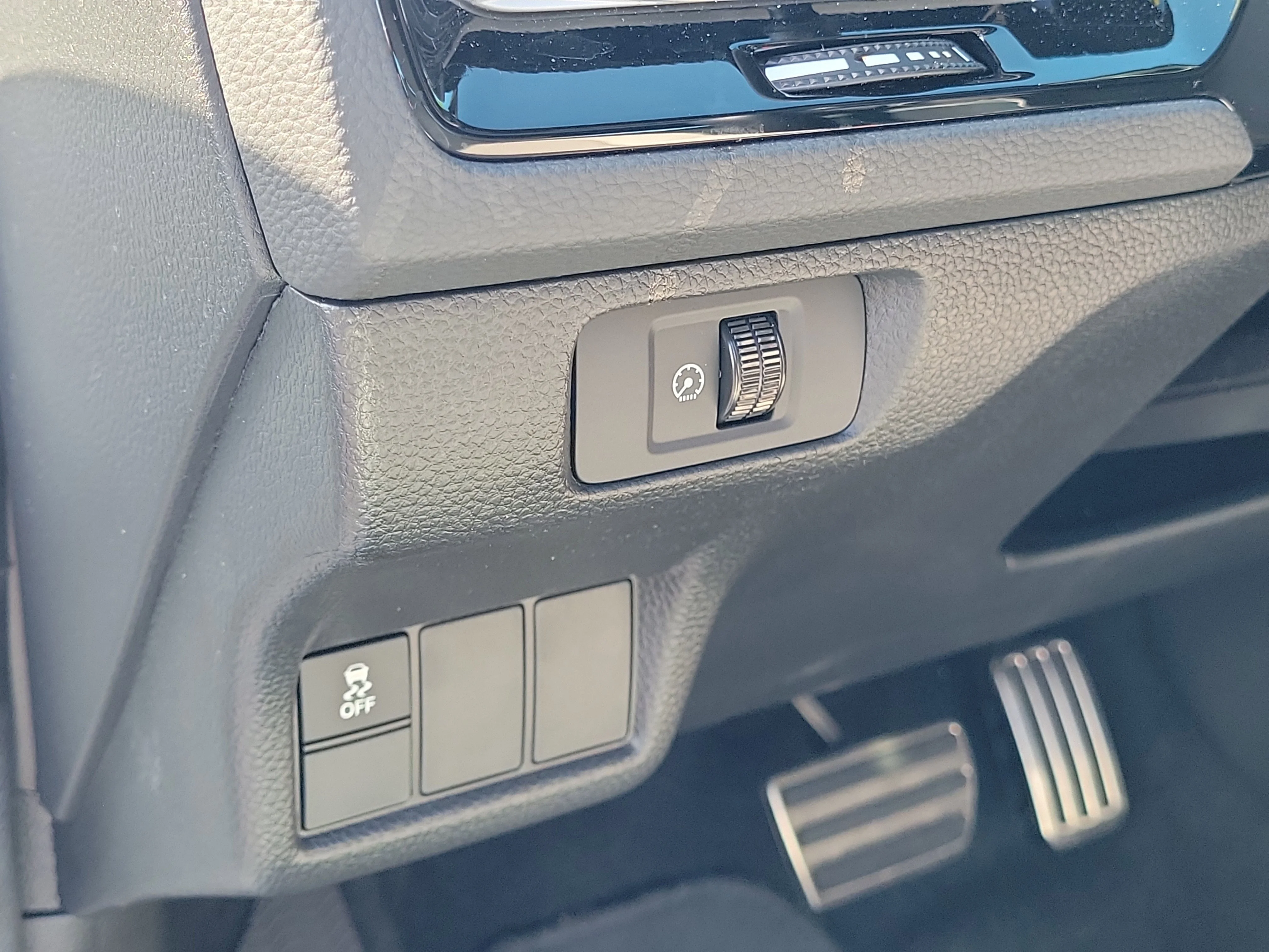2025 Honda Civic Sport Touring - Photo 17