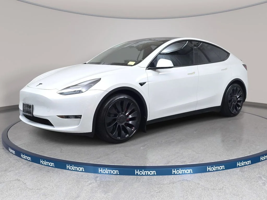 2025 Tesla Model Y Performance Dual Motor All-Wheel Drive's photo