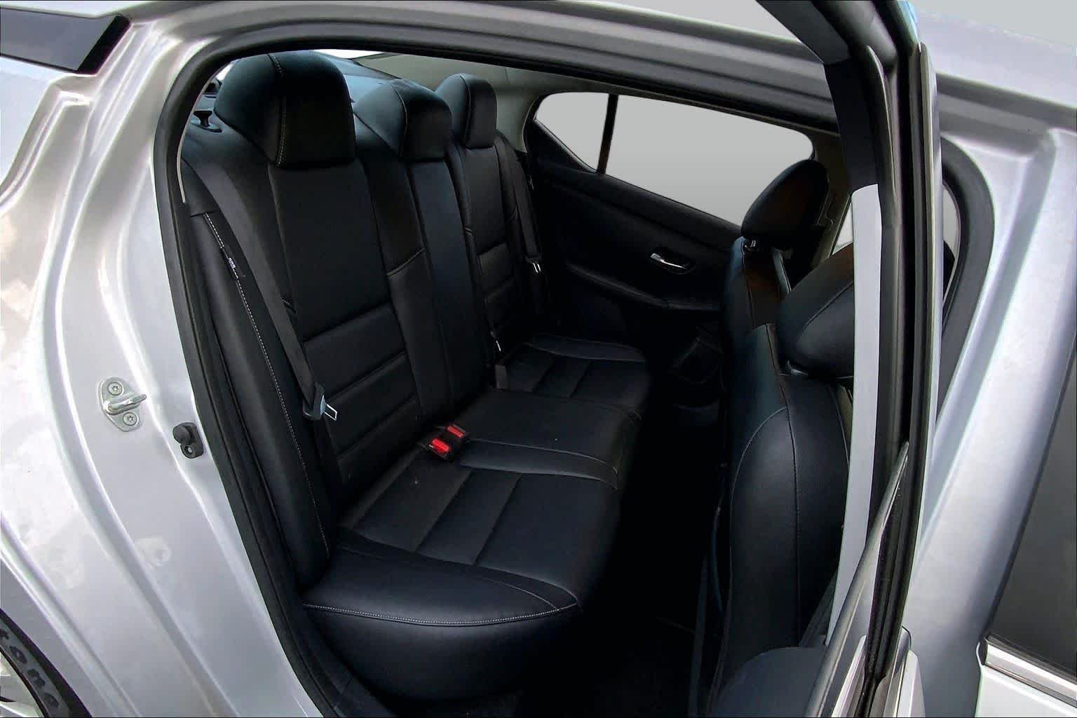 Used 2020 Brilliant Silver Metallic Nissan S image 17
