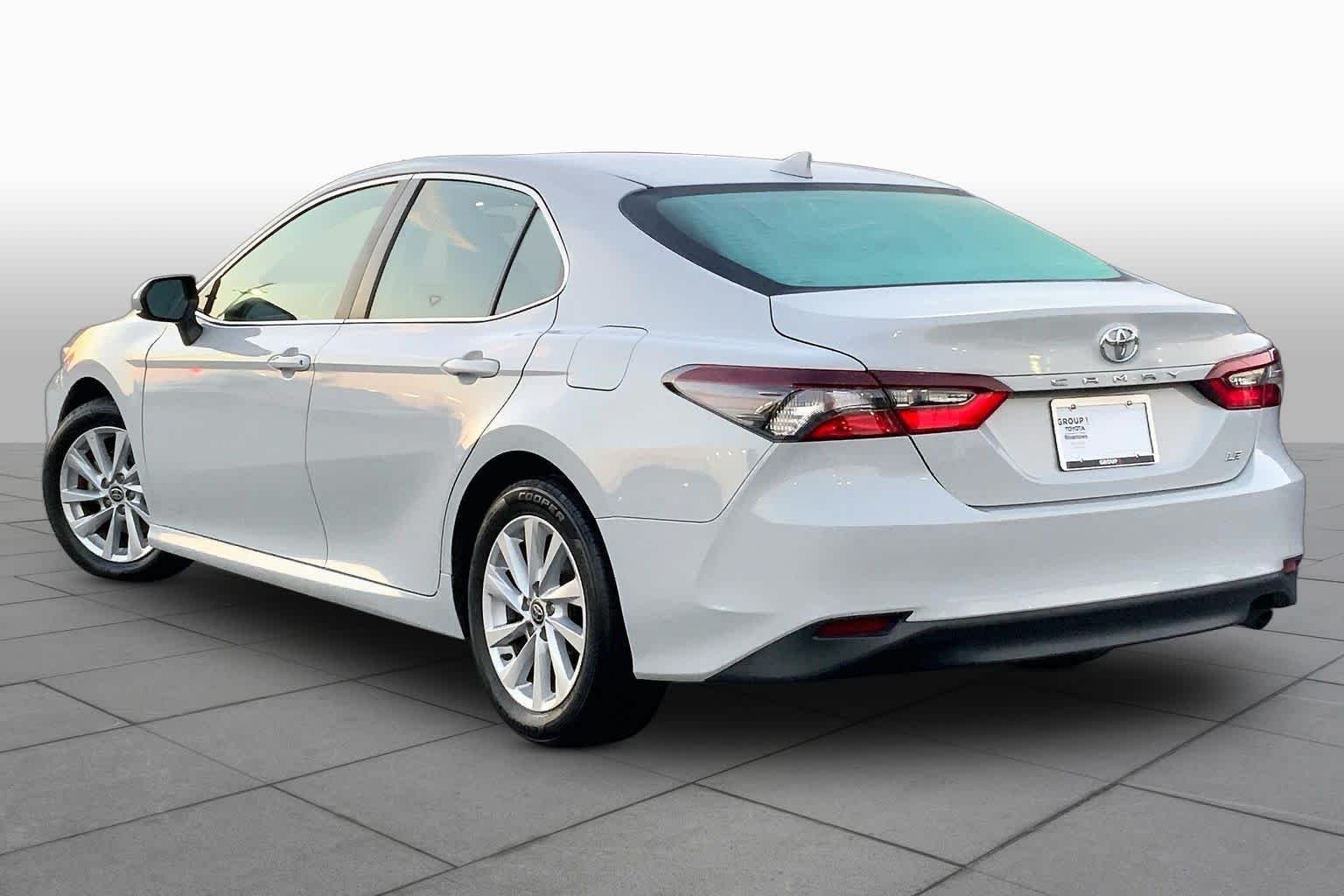 Used 2022 Ice Edge Toyota LE image 11
