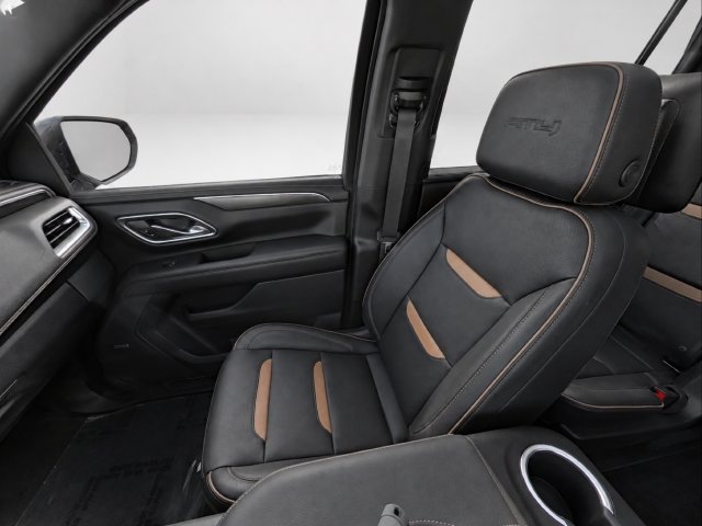 Used 2021 Black GMC AT4 image 17