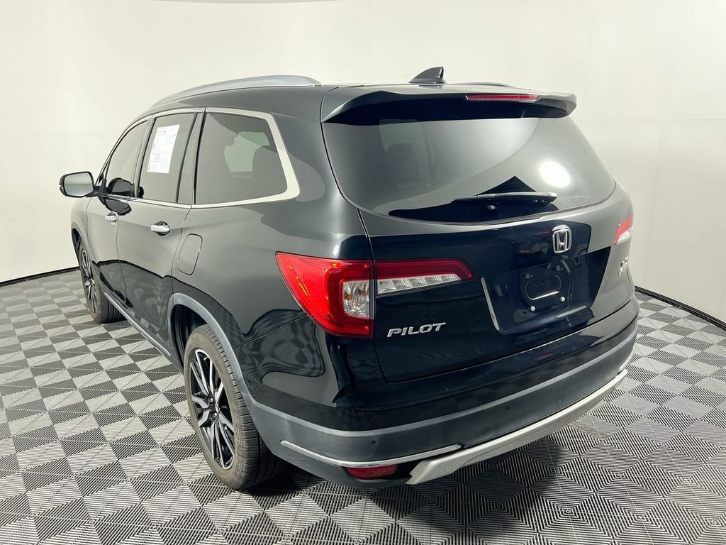 Used 2019 Black Honda Elite image 5