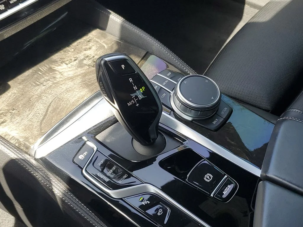 Used 2021 Black BMW 540i image 30