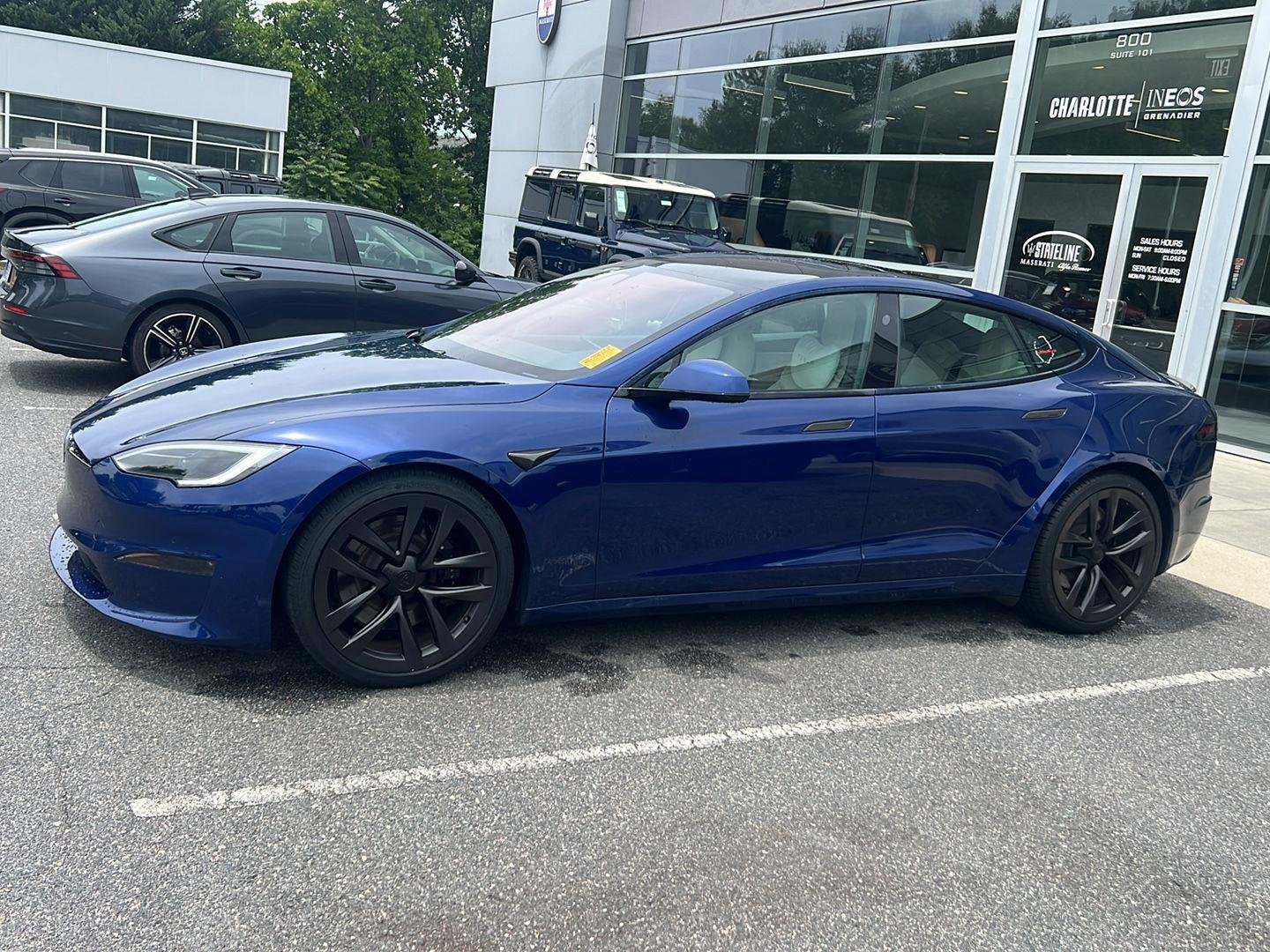 Used 2022 Deep Blue Metallic Tesla Base image 3