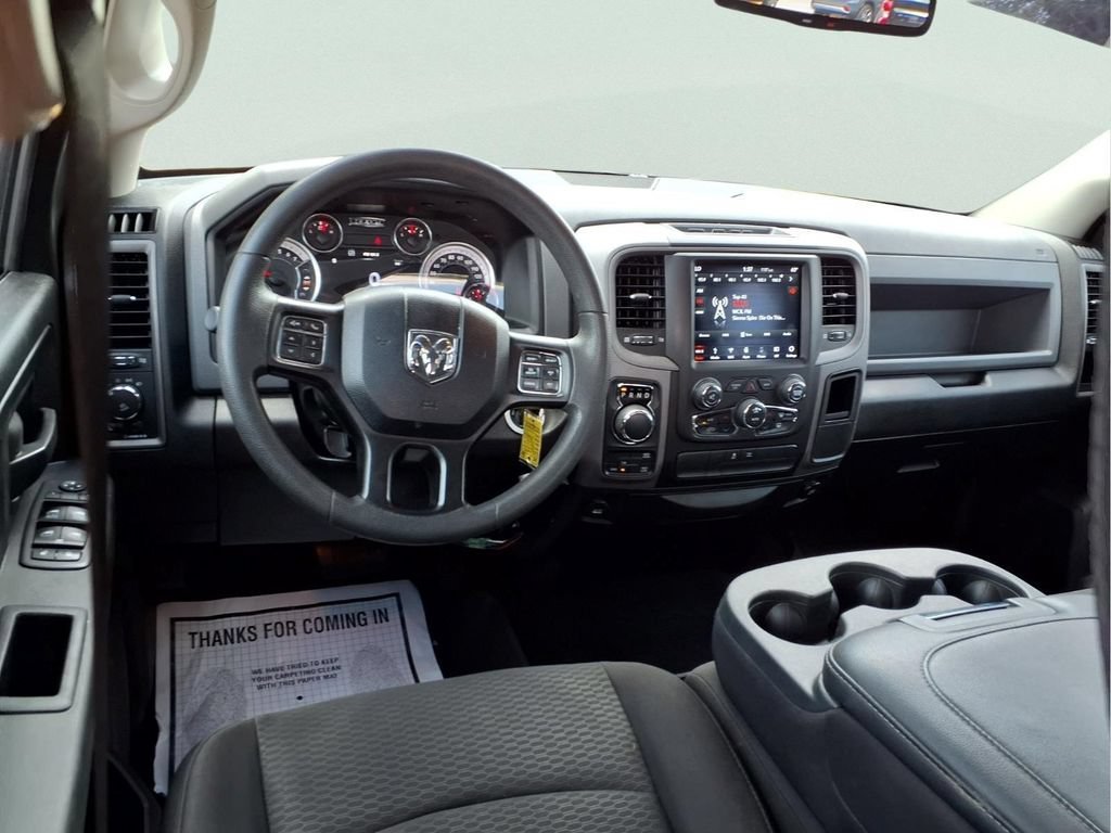 Used 2019 Yellow Ram Express image 4
